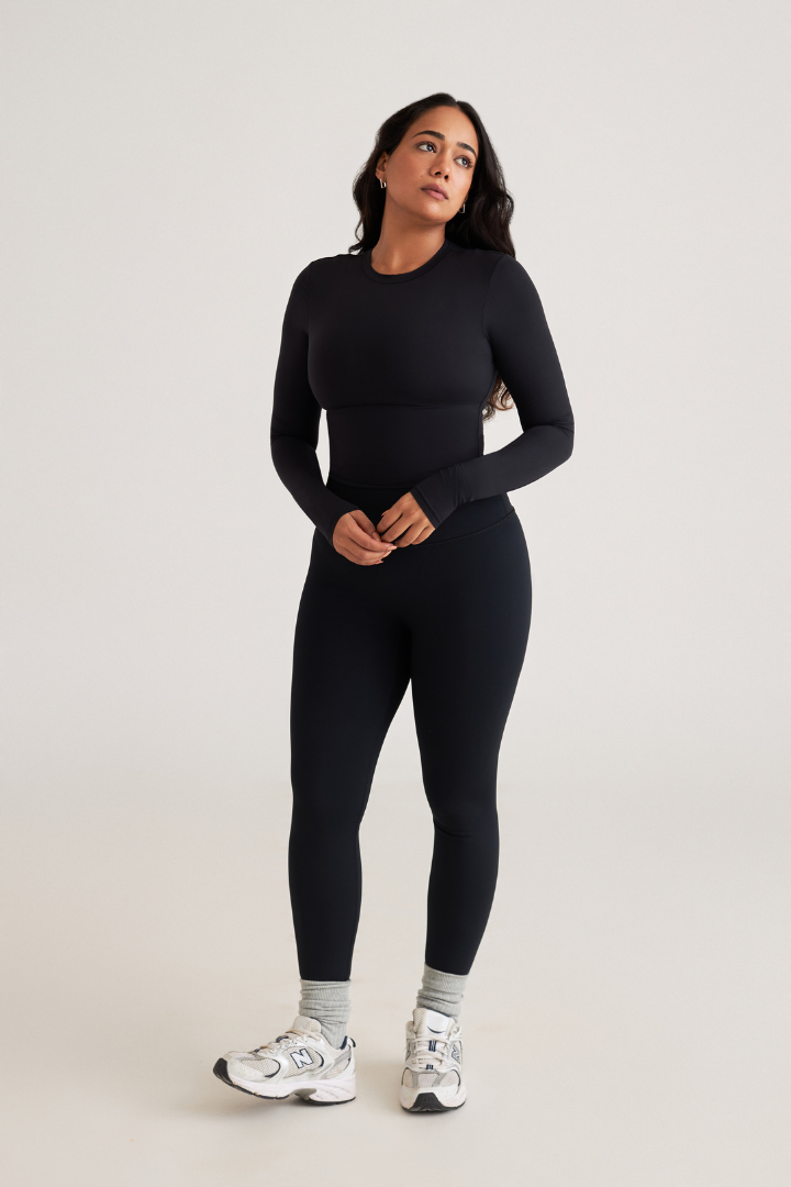 ESSENTIAL LONG SLEEVE TEE