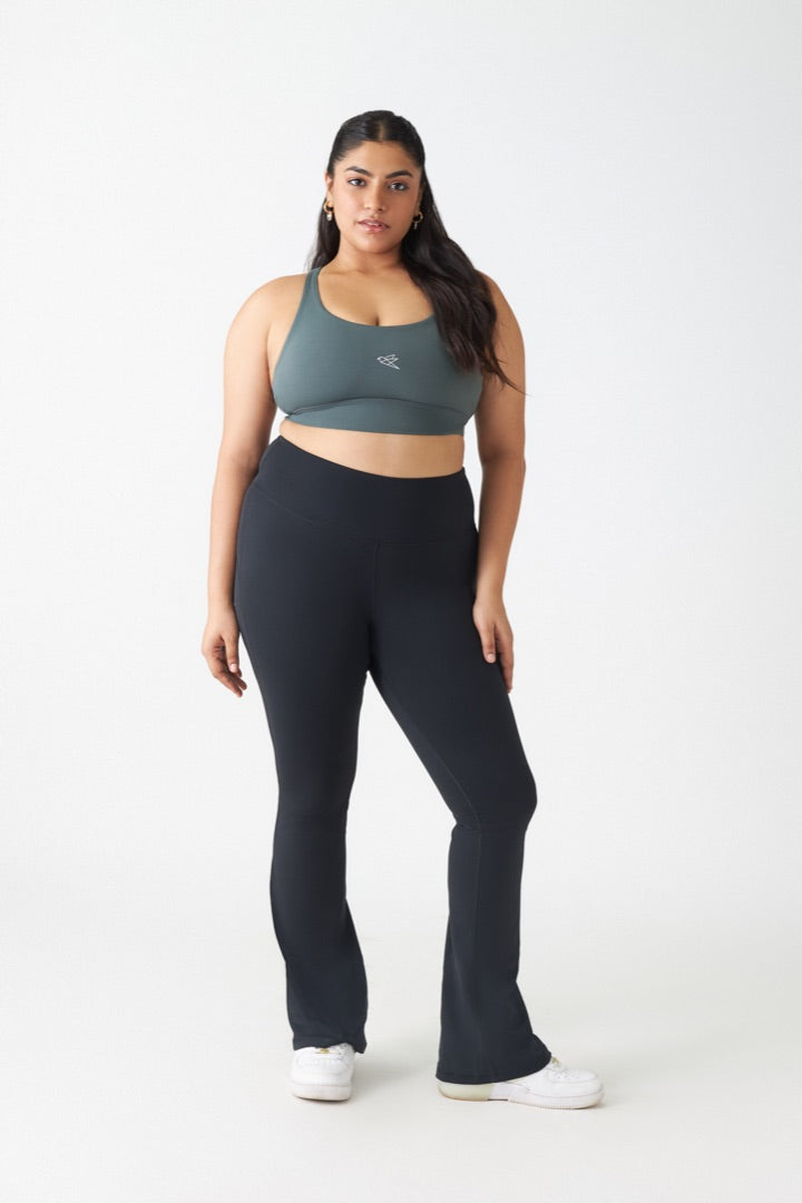 GROOVE FLARE PANTS