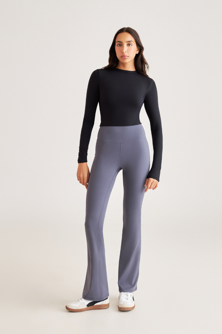 GROOVE FLARE PANTS
